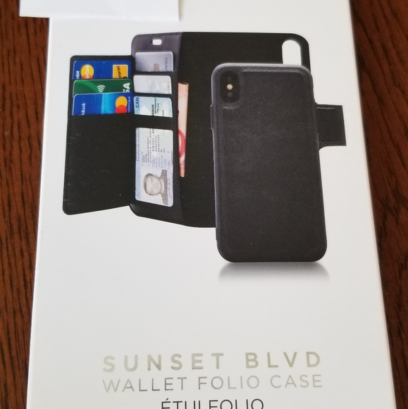 Phone cases - Picture 7 of 8